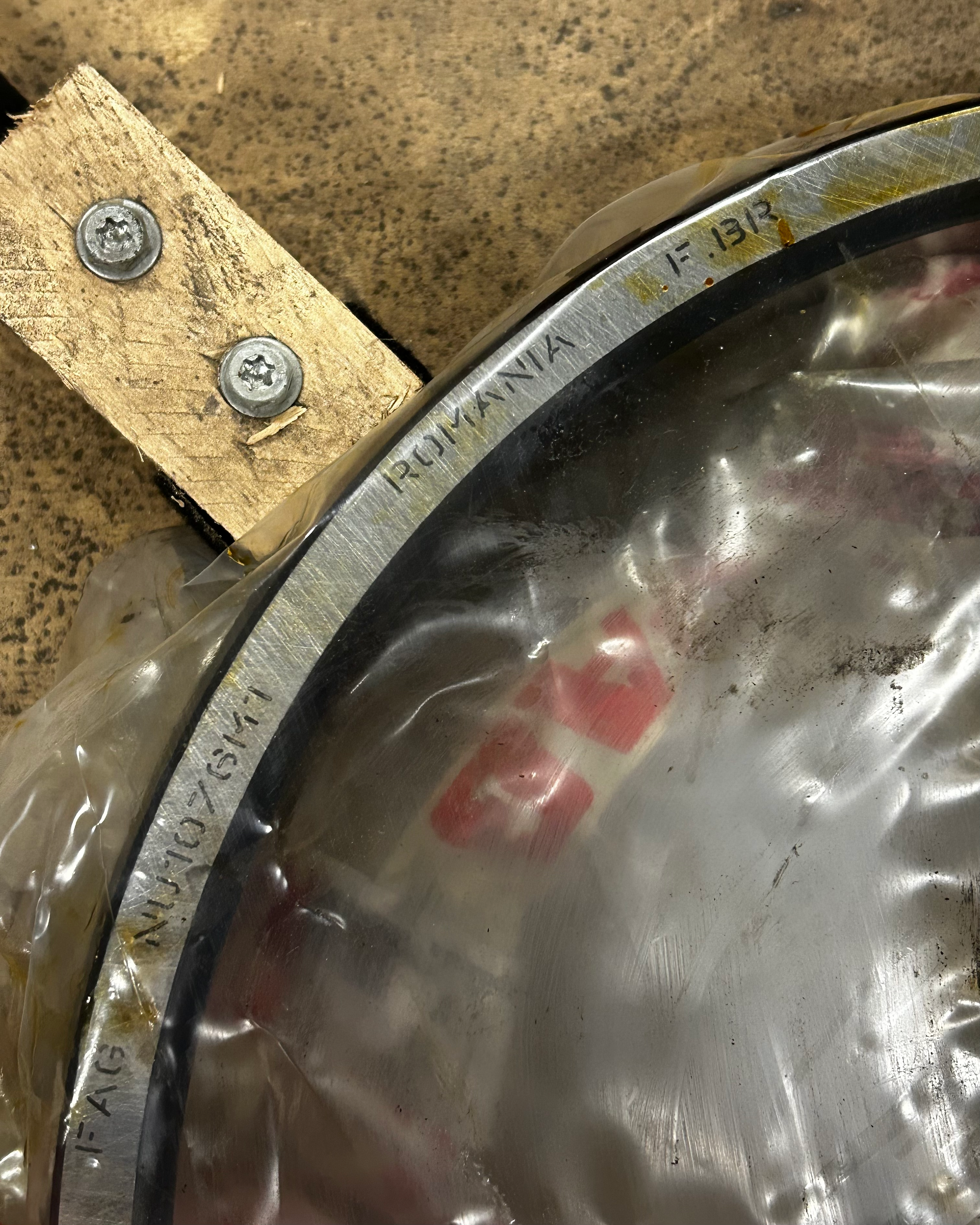 close-up-FAG NU1076-M1 cilinderrollager 380x560x82 mm